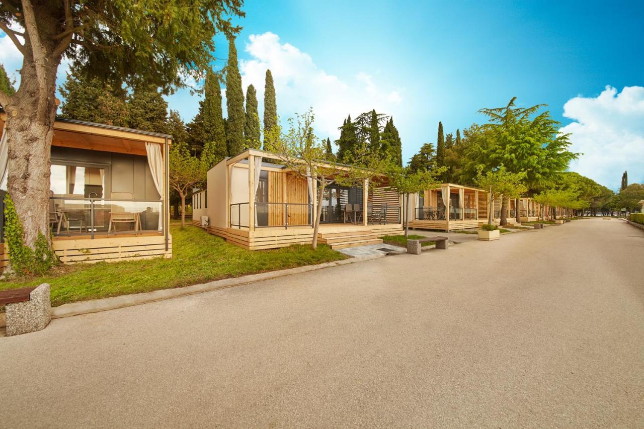 Premium Mobile Homes - Hotel & Resort Adria Анкаран Экстерьер фото